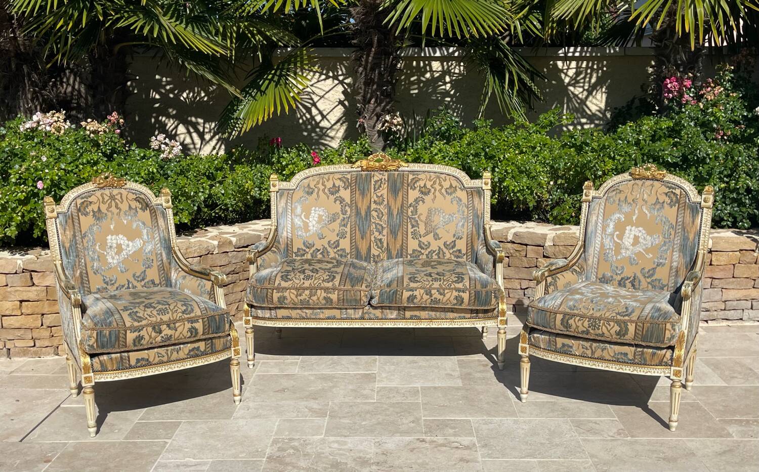 Louis XVI Style Living Room - 4 rooms