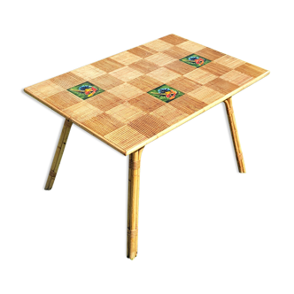Rattan table