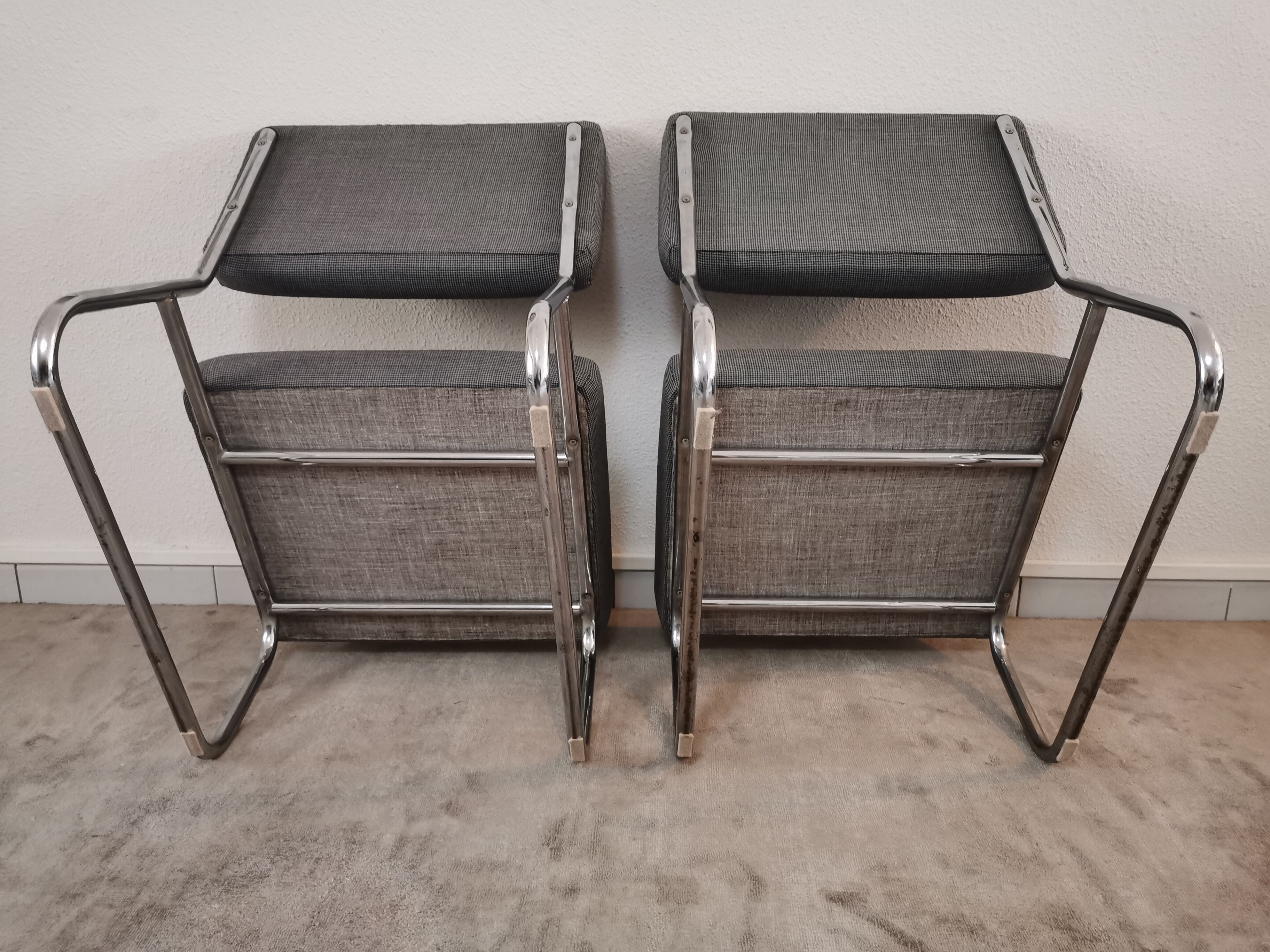 Pair of vintage chrome armchairs and "chicken foot" fabrics