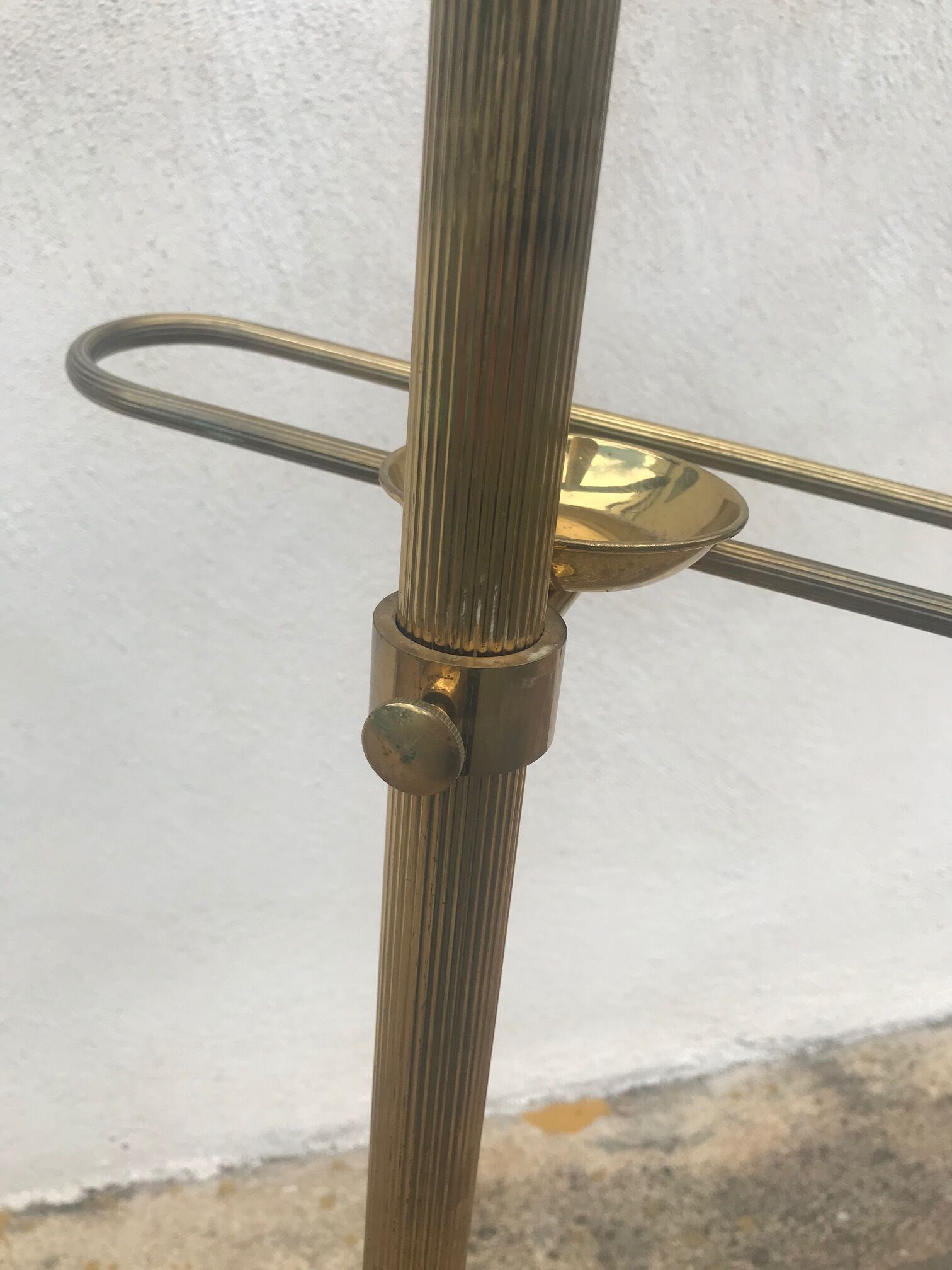 Brass mute servant 1950