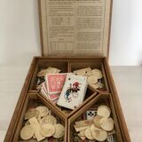 Game of yellow dwarf with its bone chips