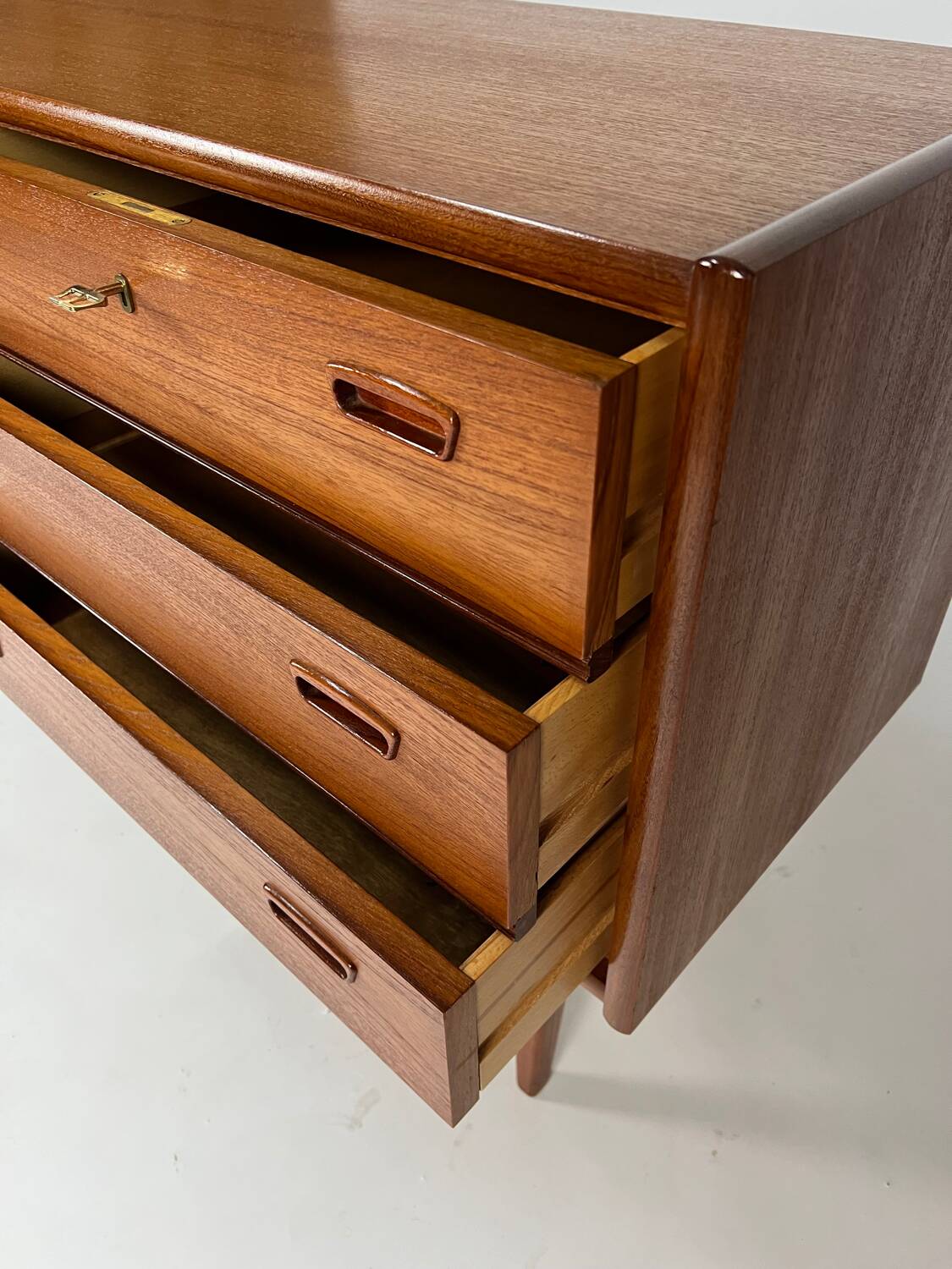 Vintage teak sideboard Bartels mid-century 60s design chest of drawers