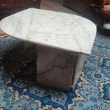 White Carrara marble coffee table with gray veins in the shape of an eye circa 1970