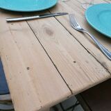 Farm table