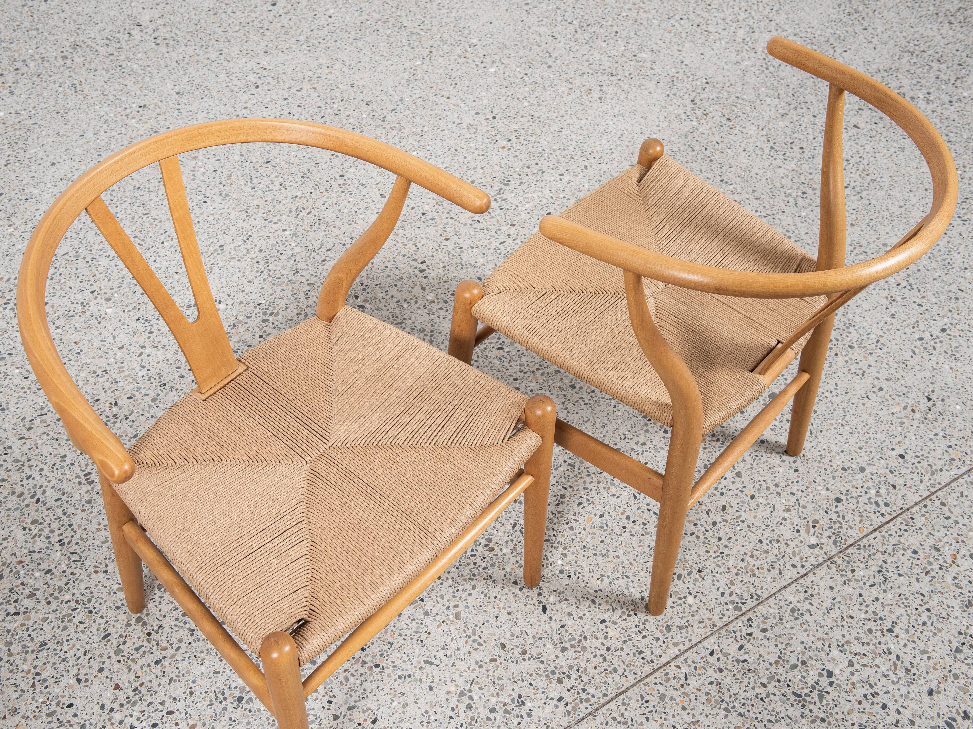 Midcentury pair of original Wishbone Chairs by Hans Wegner for Carl Hansen & Søn