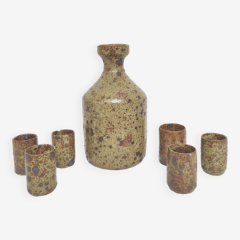 Set service glasses and bottle in pyrite stoneware