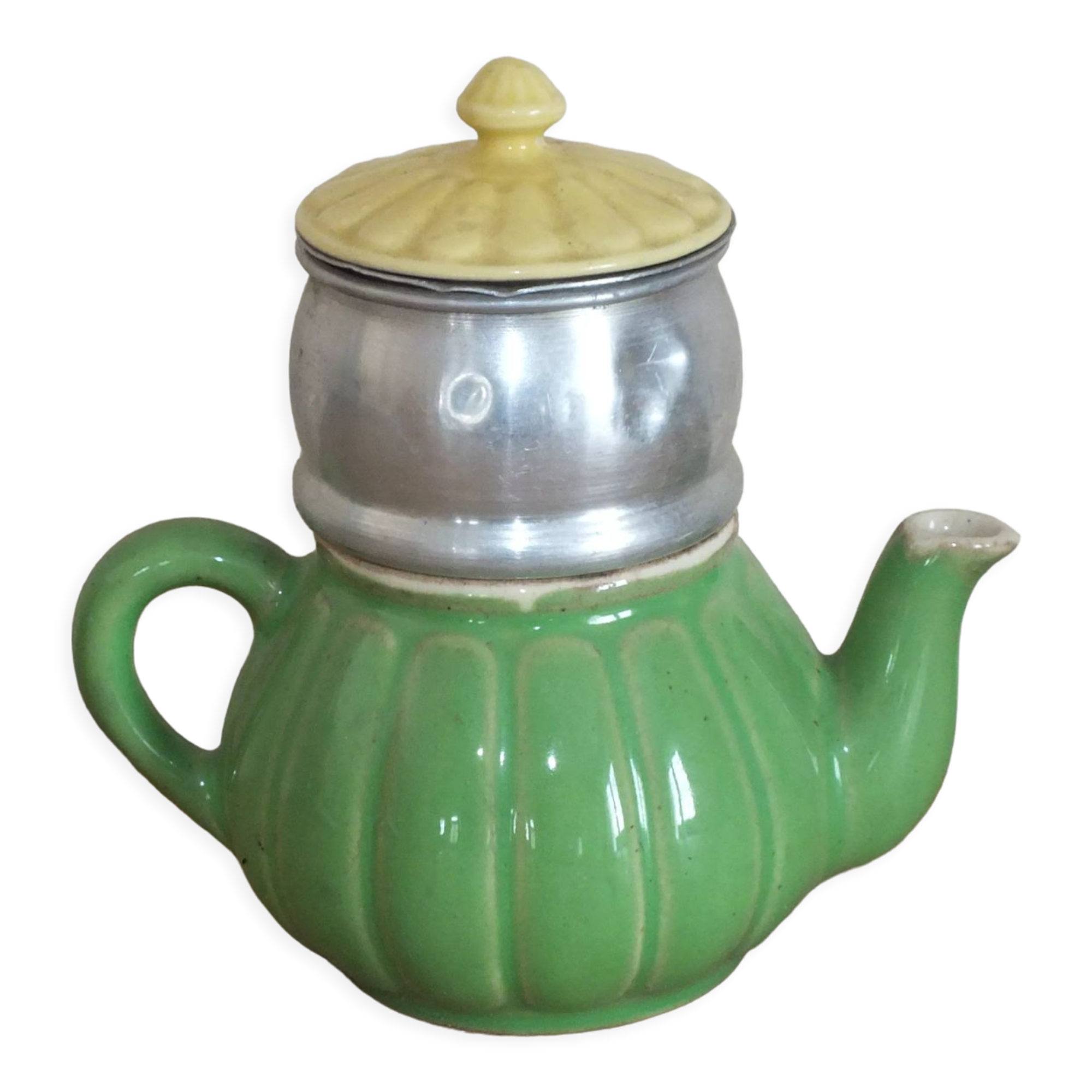 Selfish or miniature coffee maker green and yellow