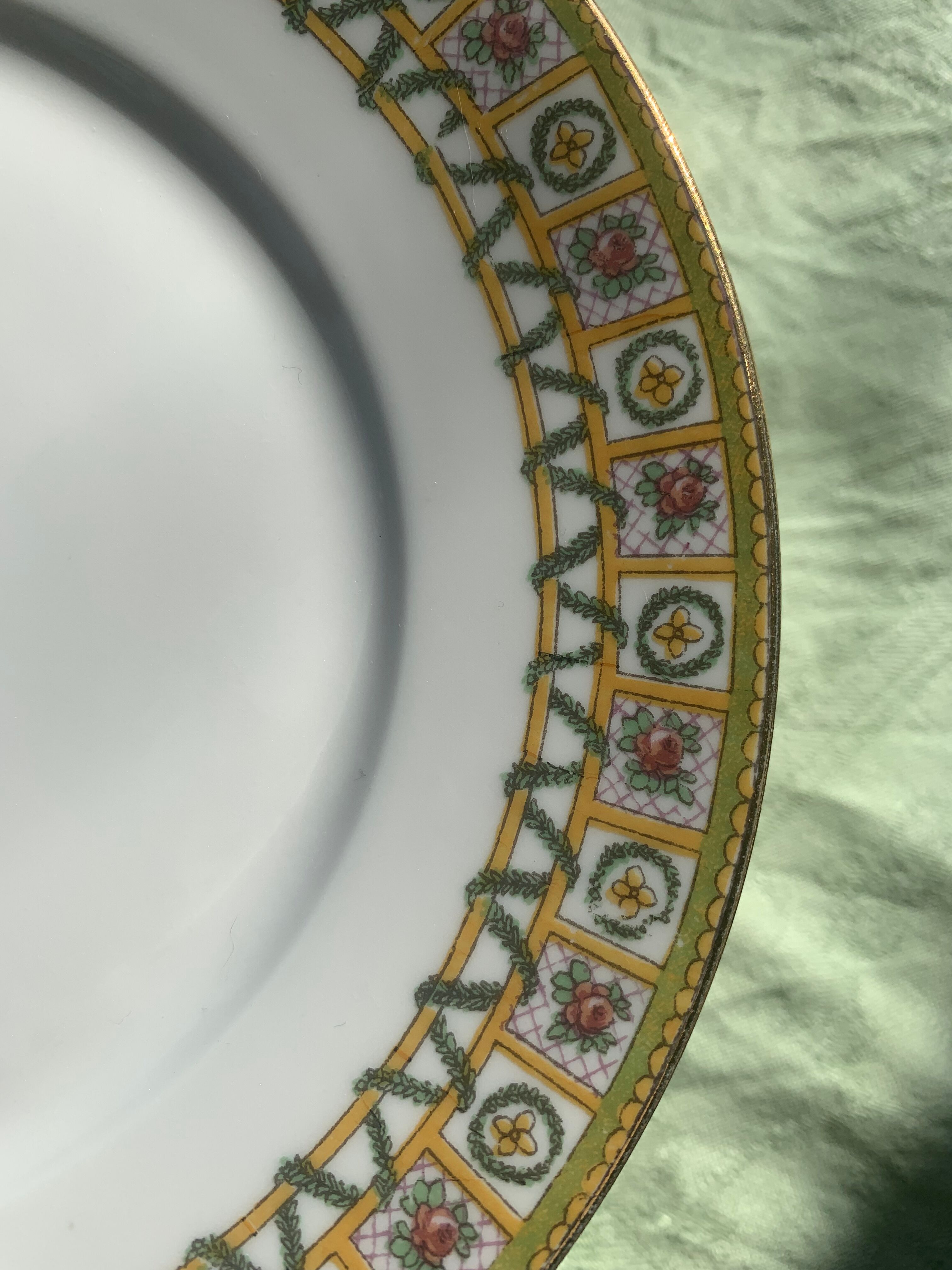 6 plates in limoges porcelain pattern old floral frieze