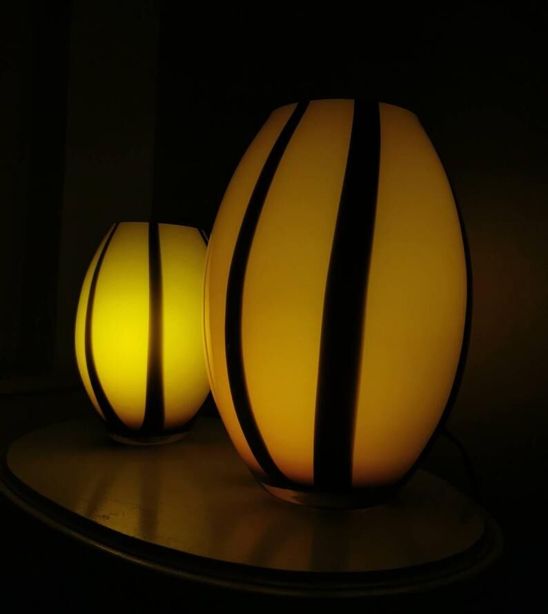 Set of 2 Italian lamps in Volux glass, 80s