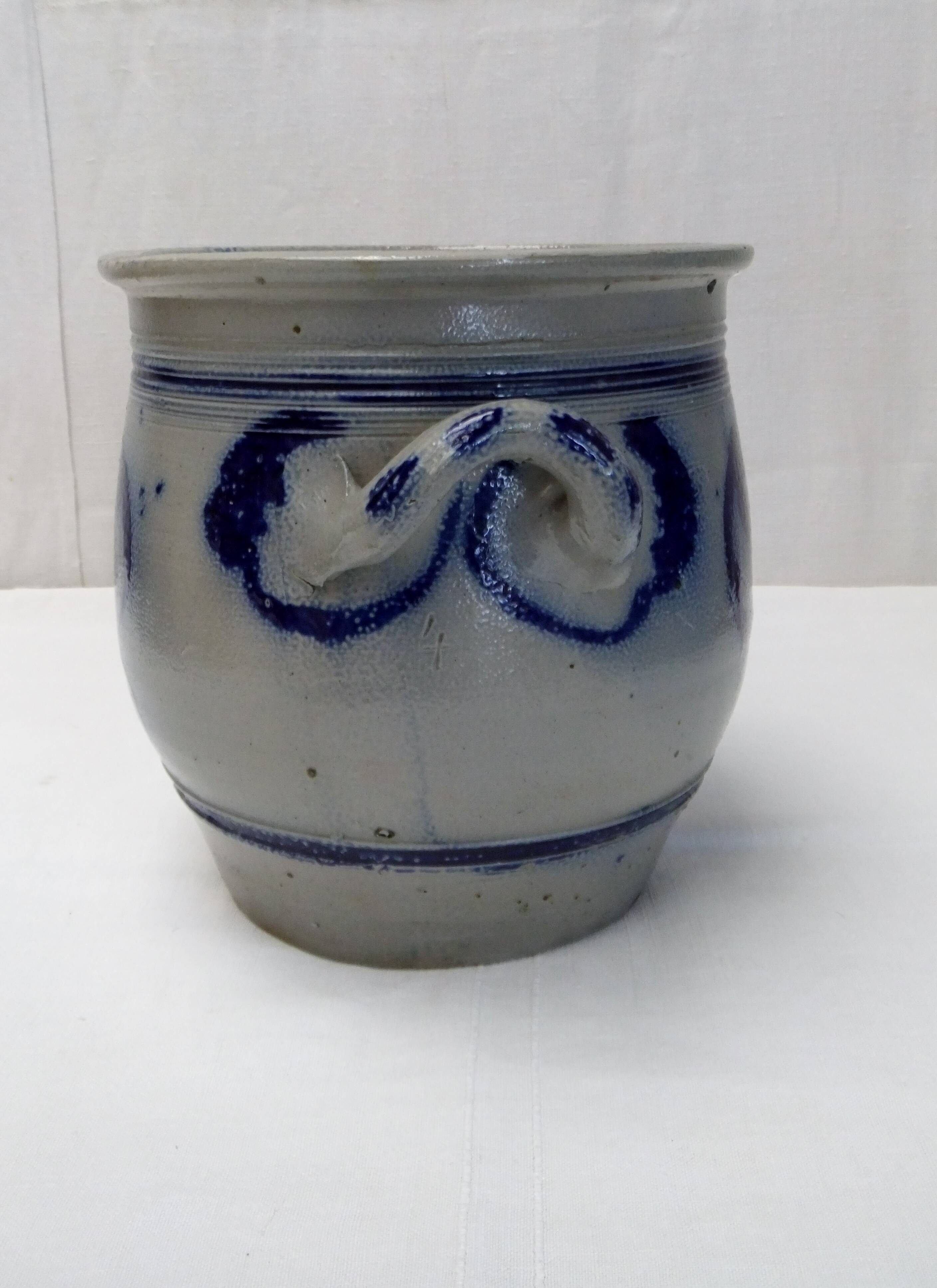 Alsaces Betschdorf stoneware flower pot, gray blue