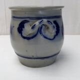 Alsaces Betschdorf stoneware flower pot, gray blue