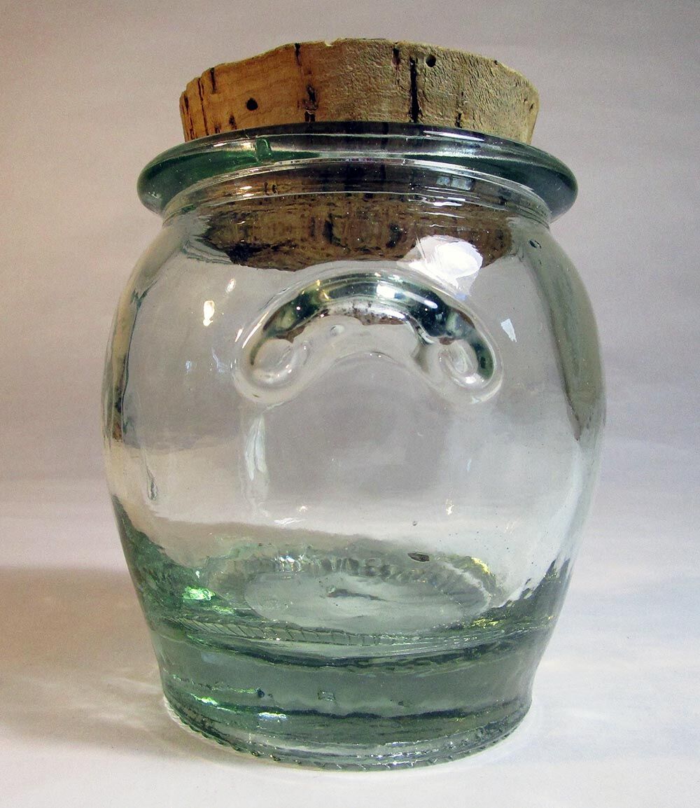 Thick glass round pot