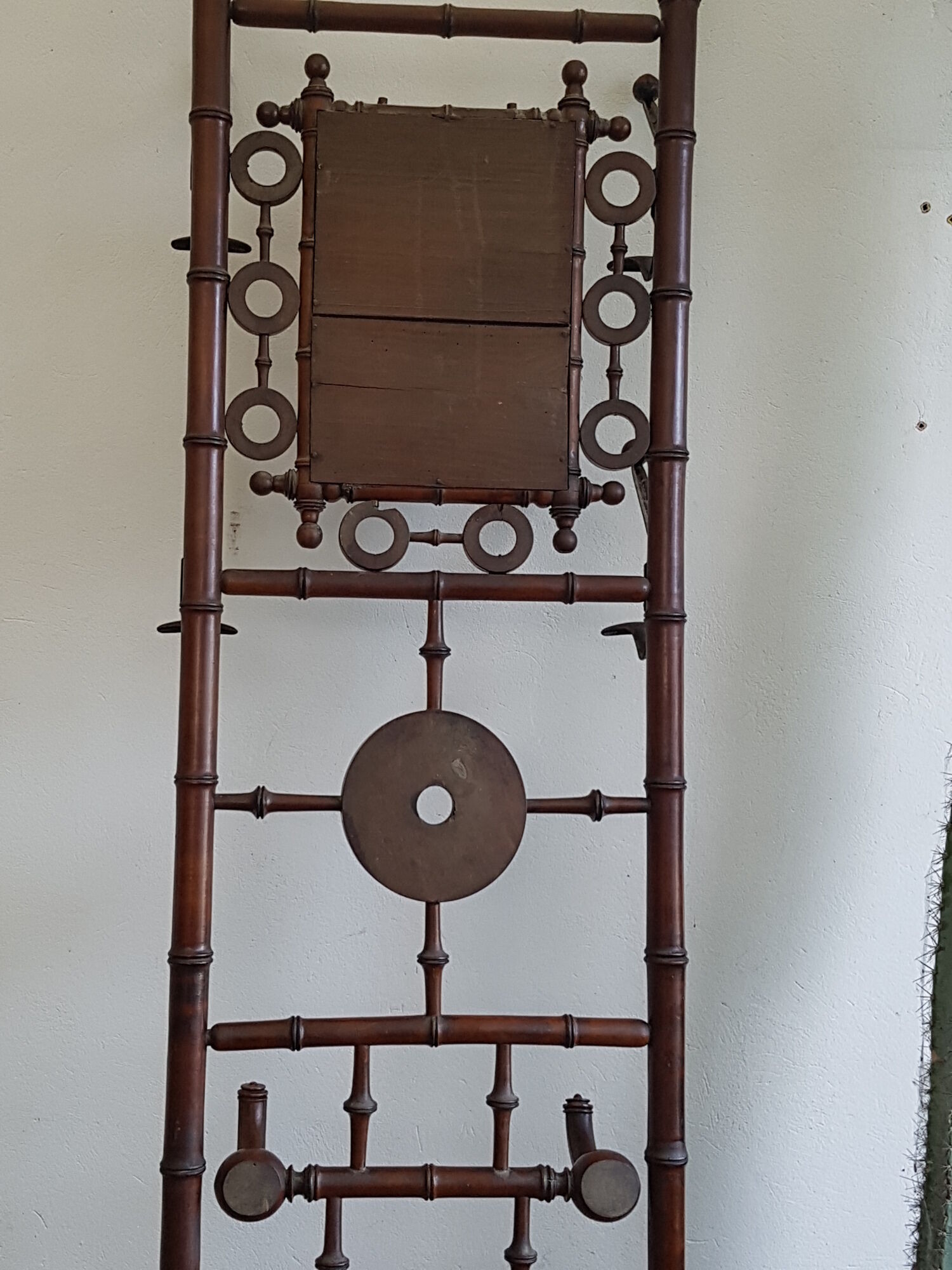 Bamboo-carved wooden coat/dressing room door. Period around 1900-1920