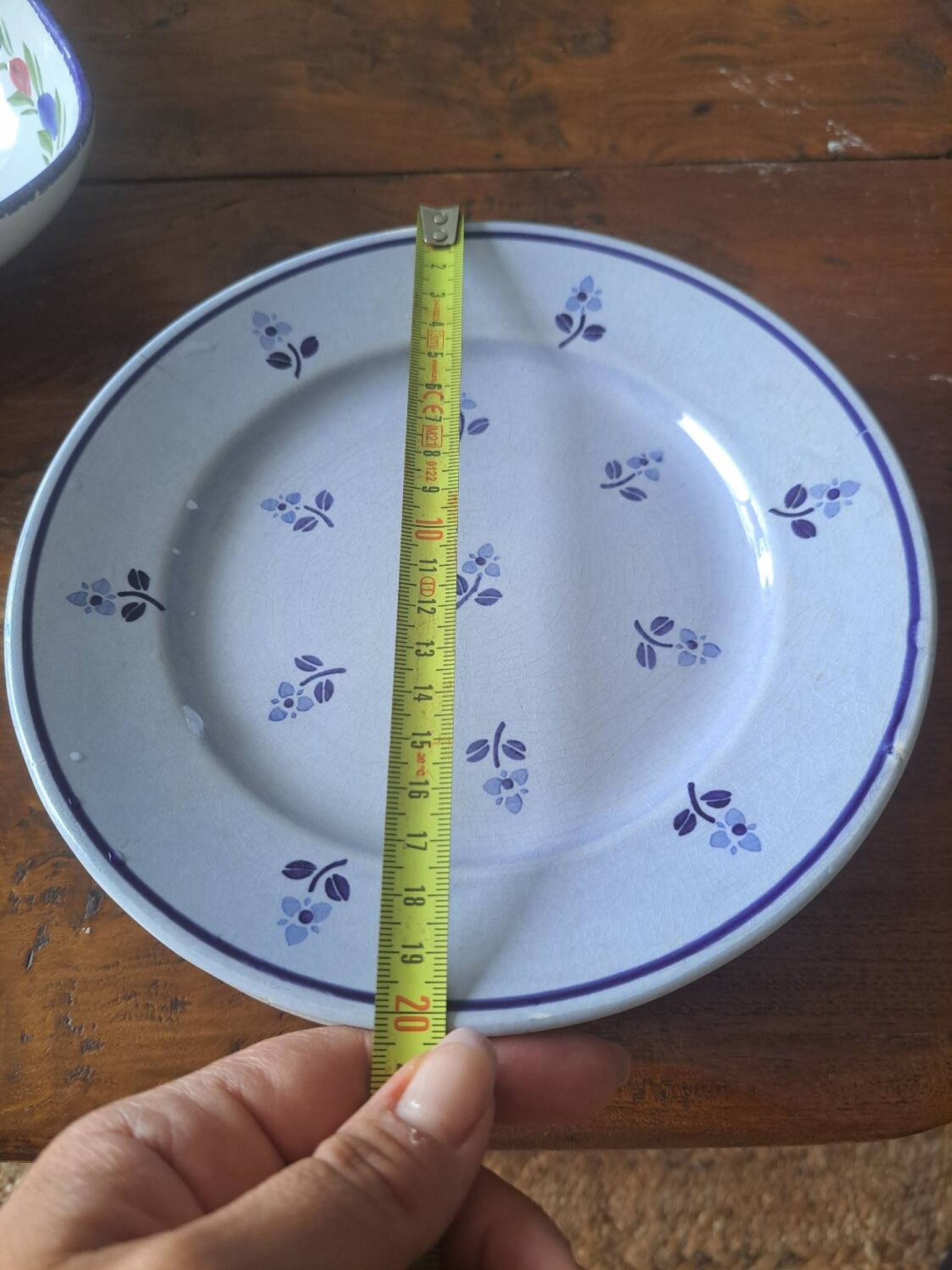 8 assiettes à dessert anciennes bleues fleuries faïencerie nouvelle