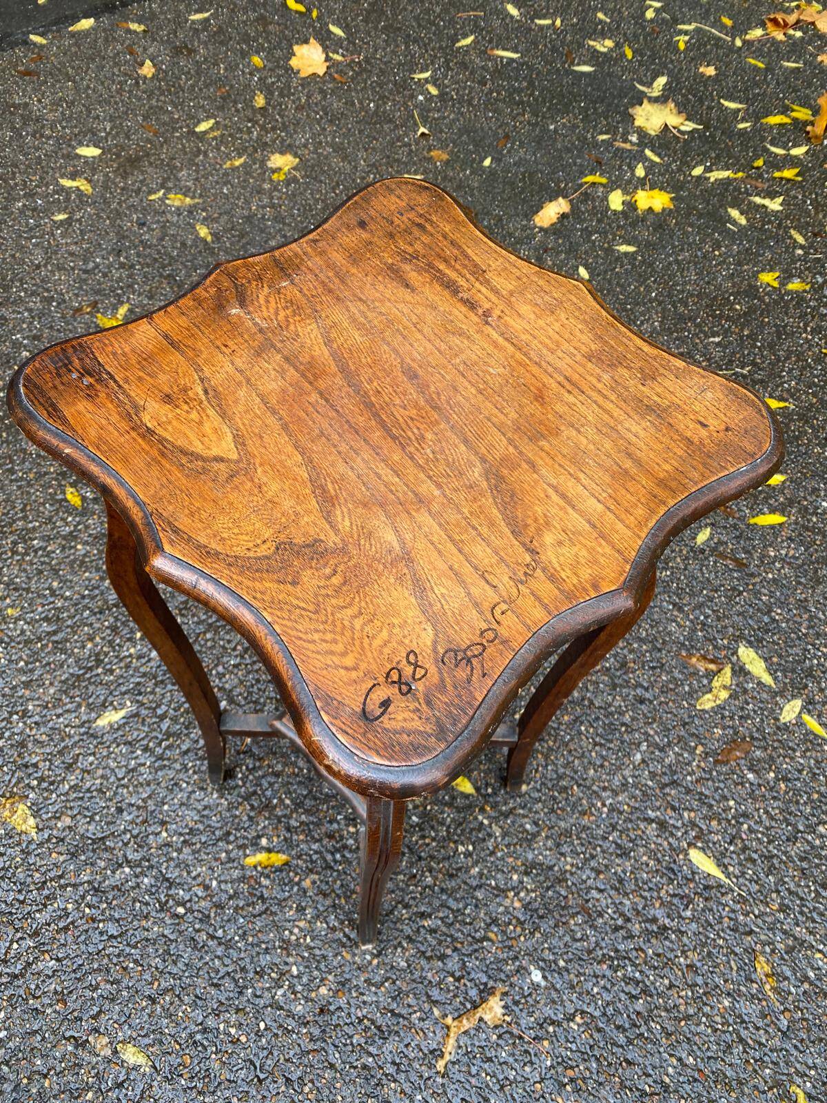 Sellette art nouveau en bois massif 76cm