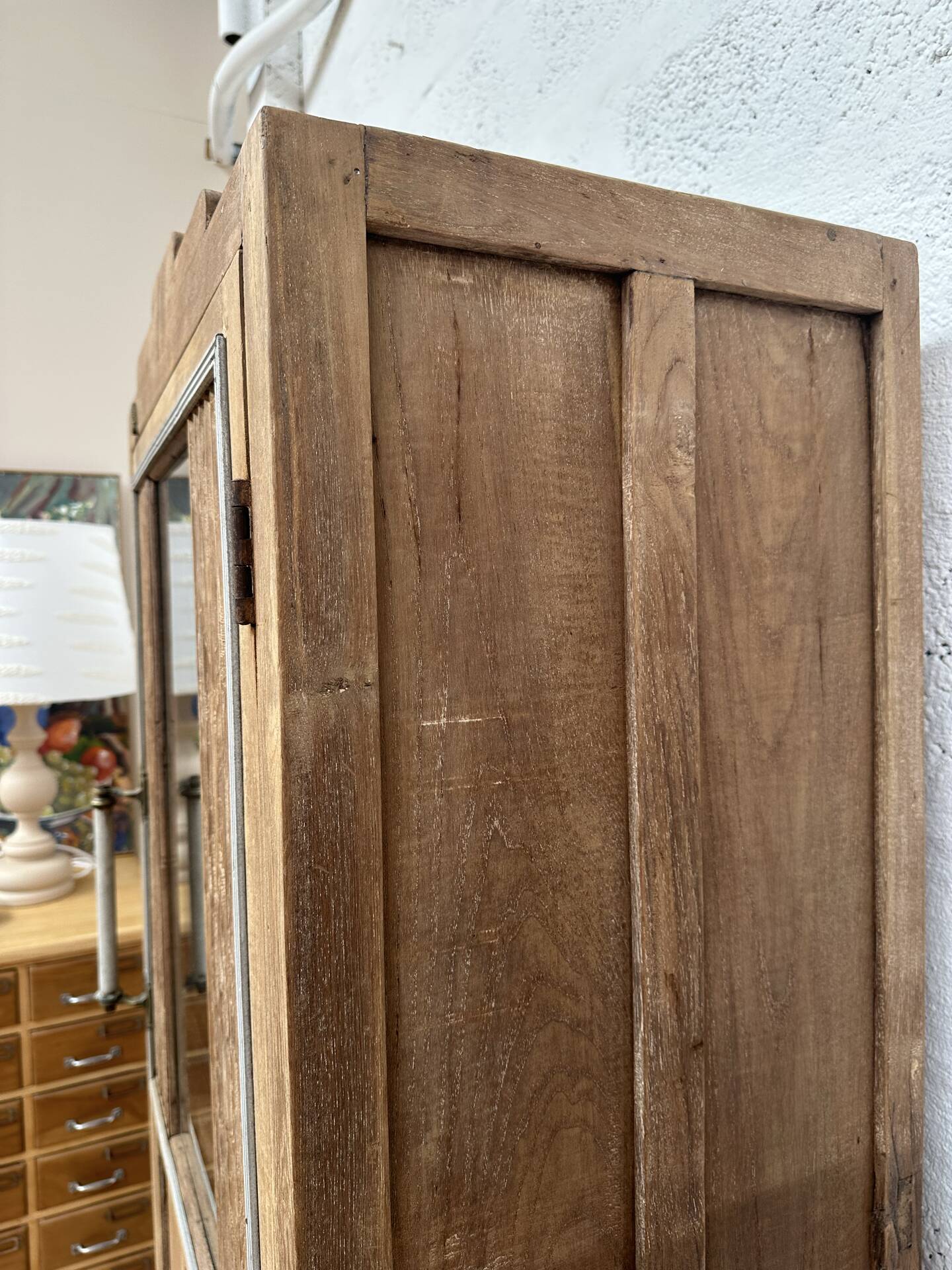 Ancienne armoire vitrée