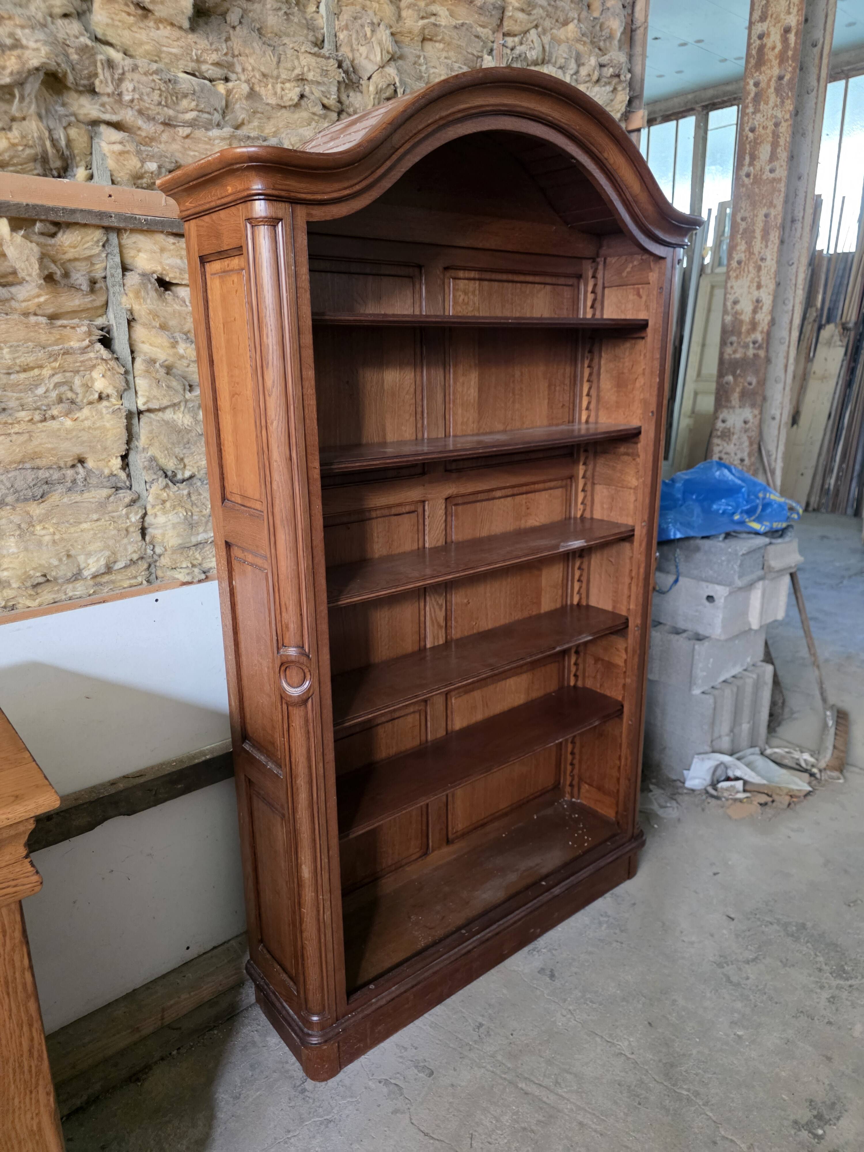 Gendarme hat library in solid oak, mid-20th century.