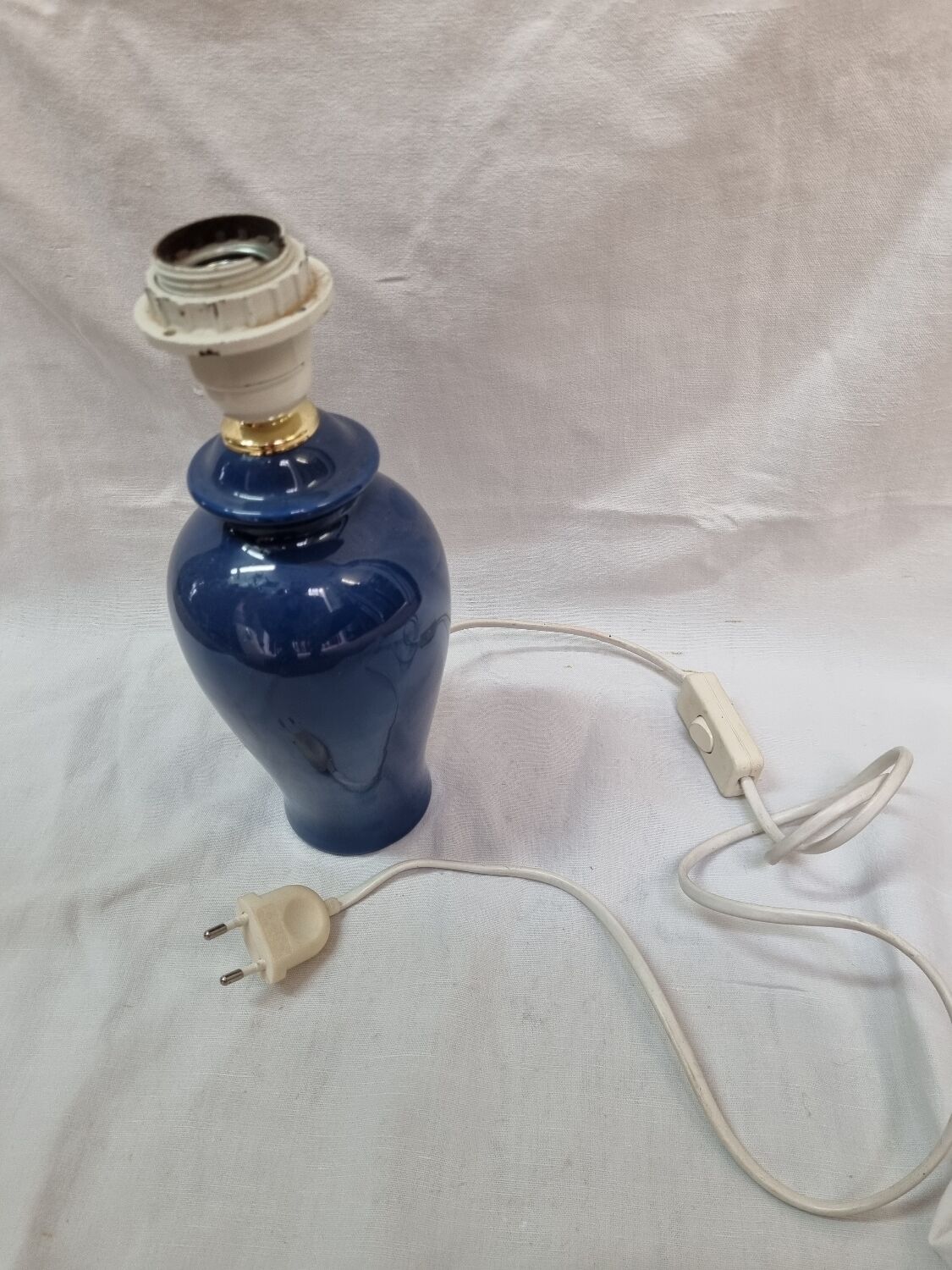 Blue ceramic lamp base