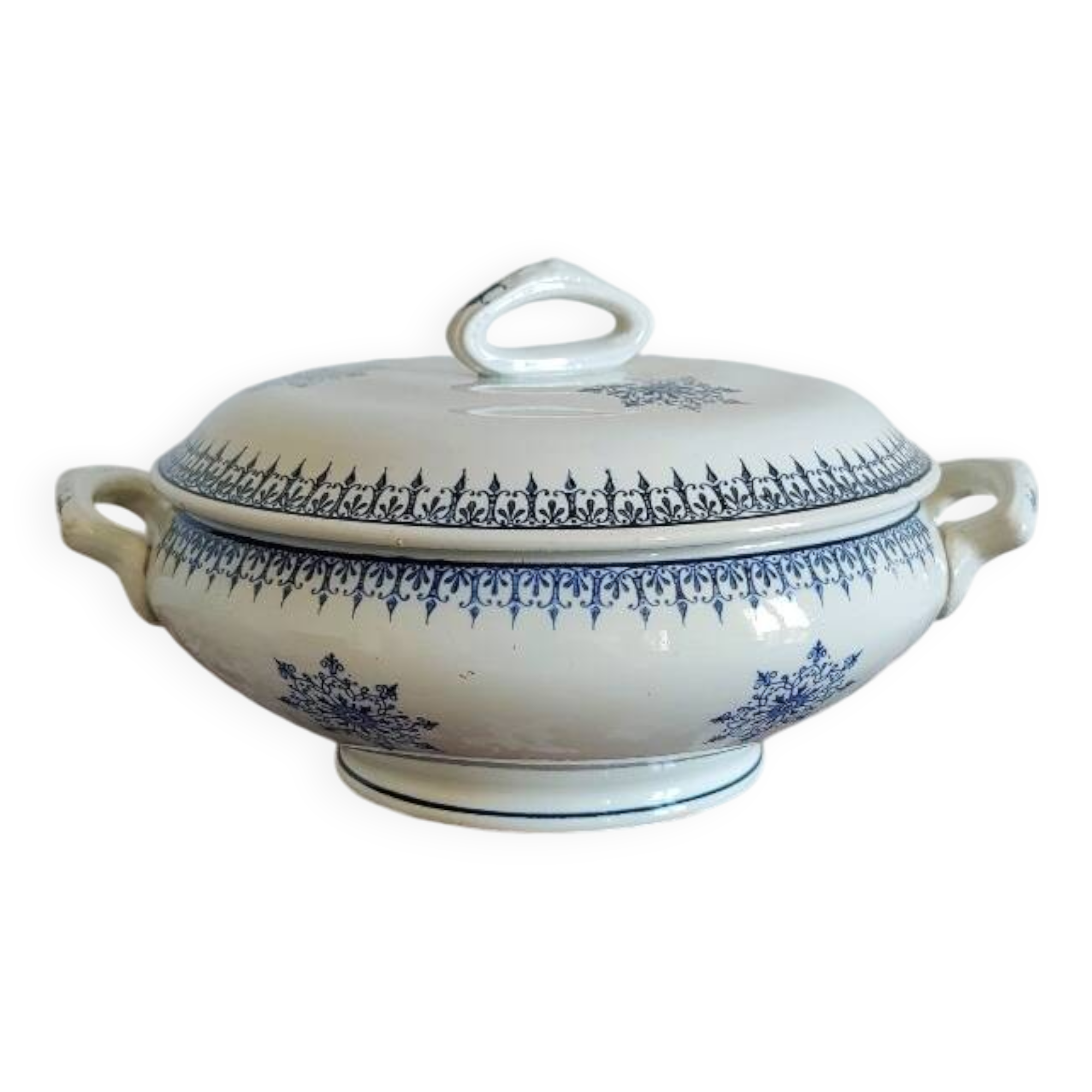 Saint-Amand earthenware soup tureen