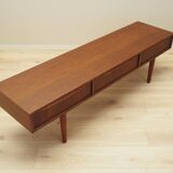 Oak lowboard, Danish design, 1970s, production: Denmark