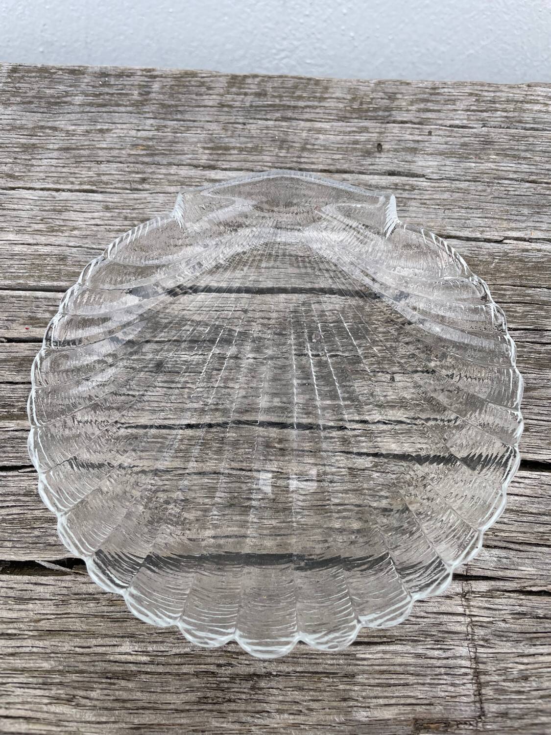 Vintage glass shell bowl