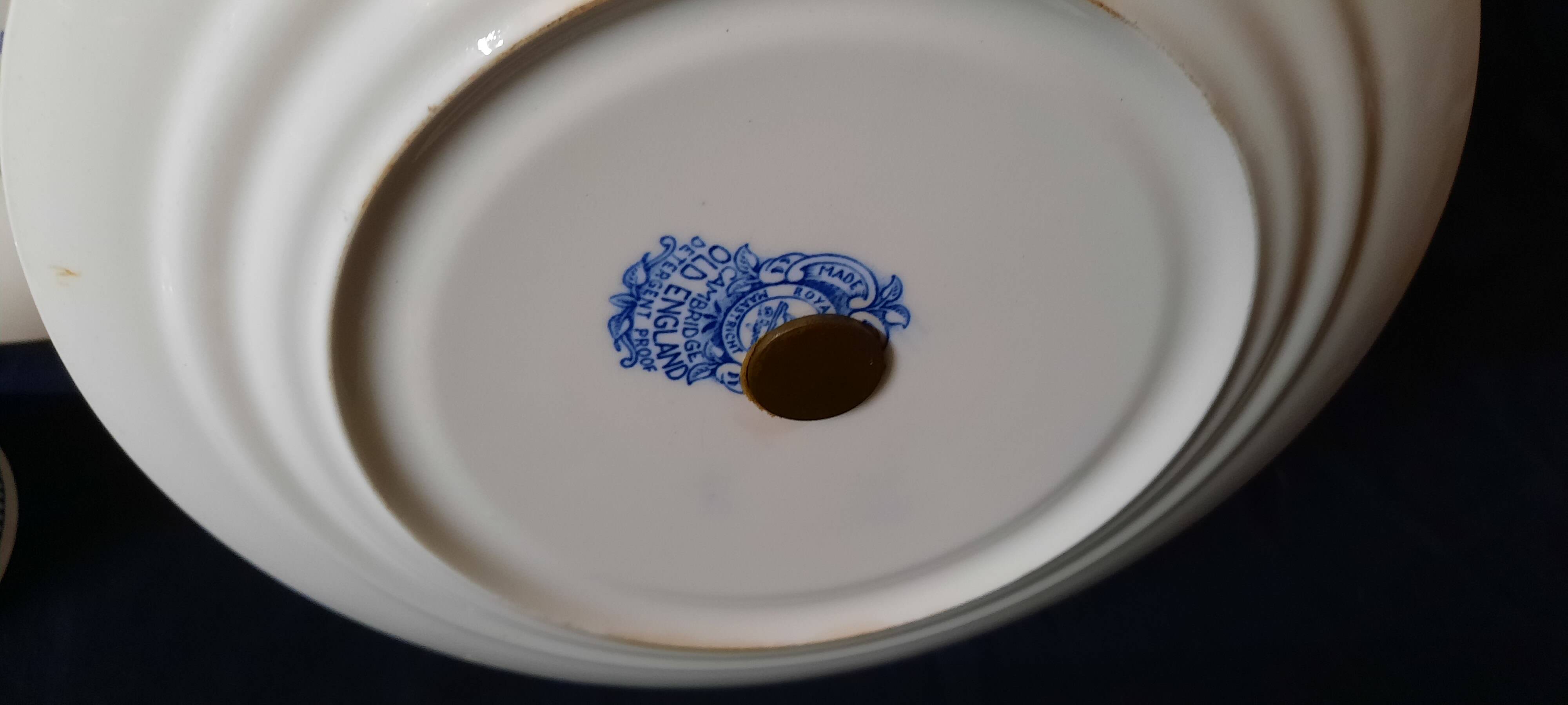 Dutch earthenware, Castillo model dessert service