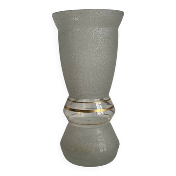 Granulated glass vase