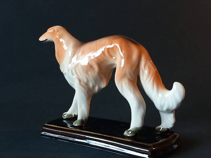 Chien Barzoï en céramique vintage