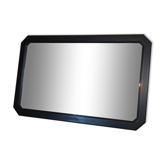 Mirror with beveled ice