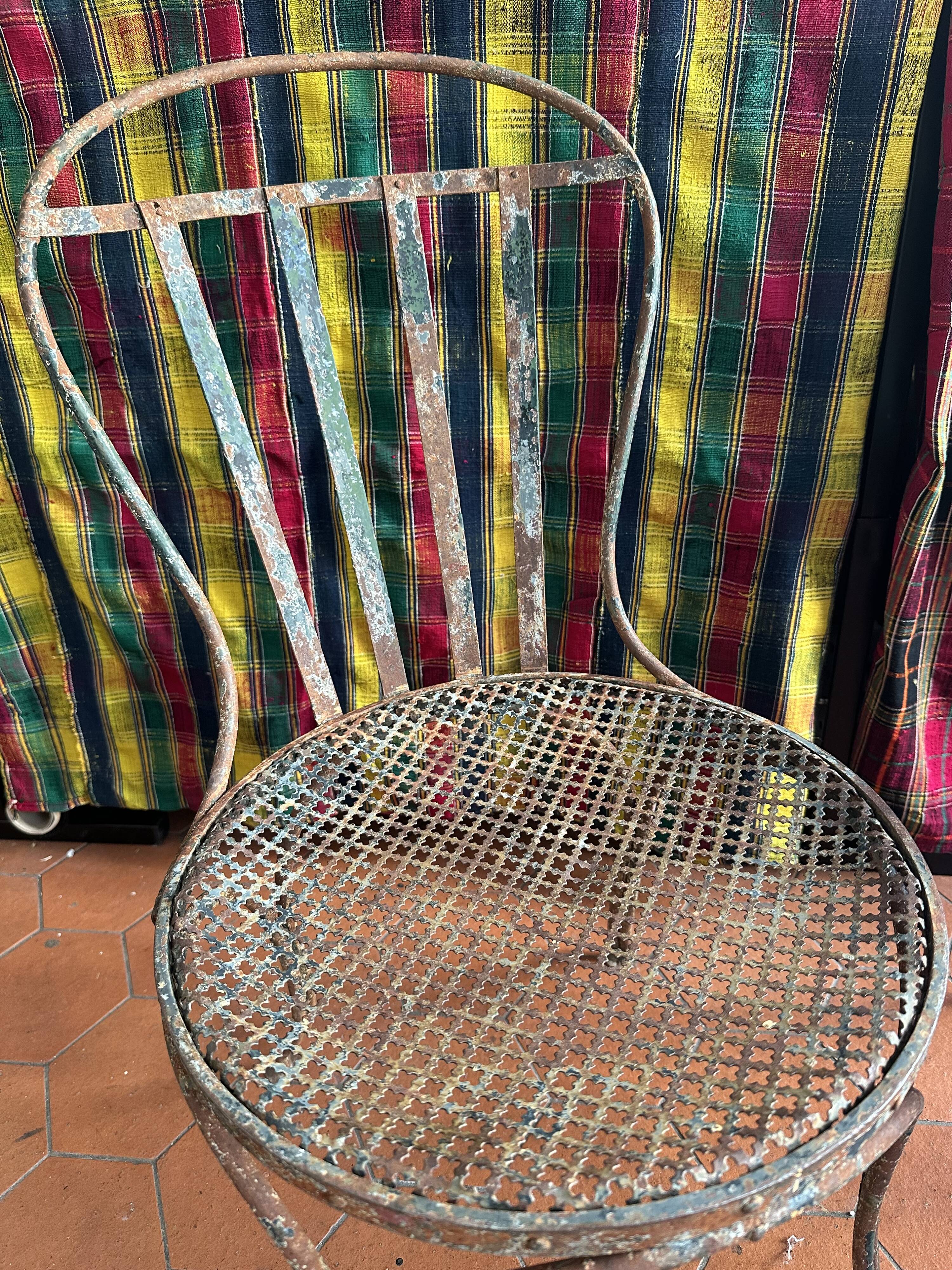Chaise de jardin en fer peint XIXe