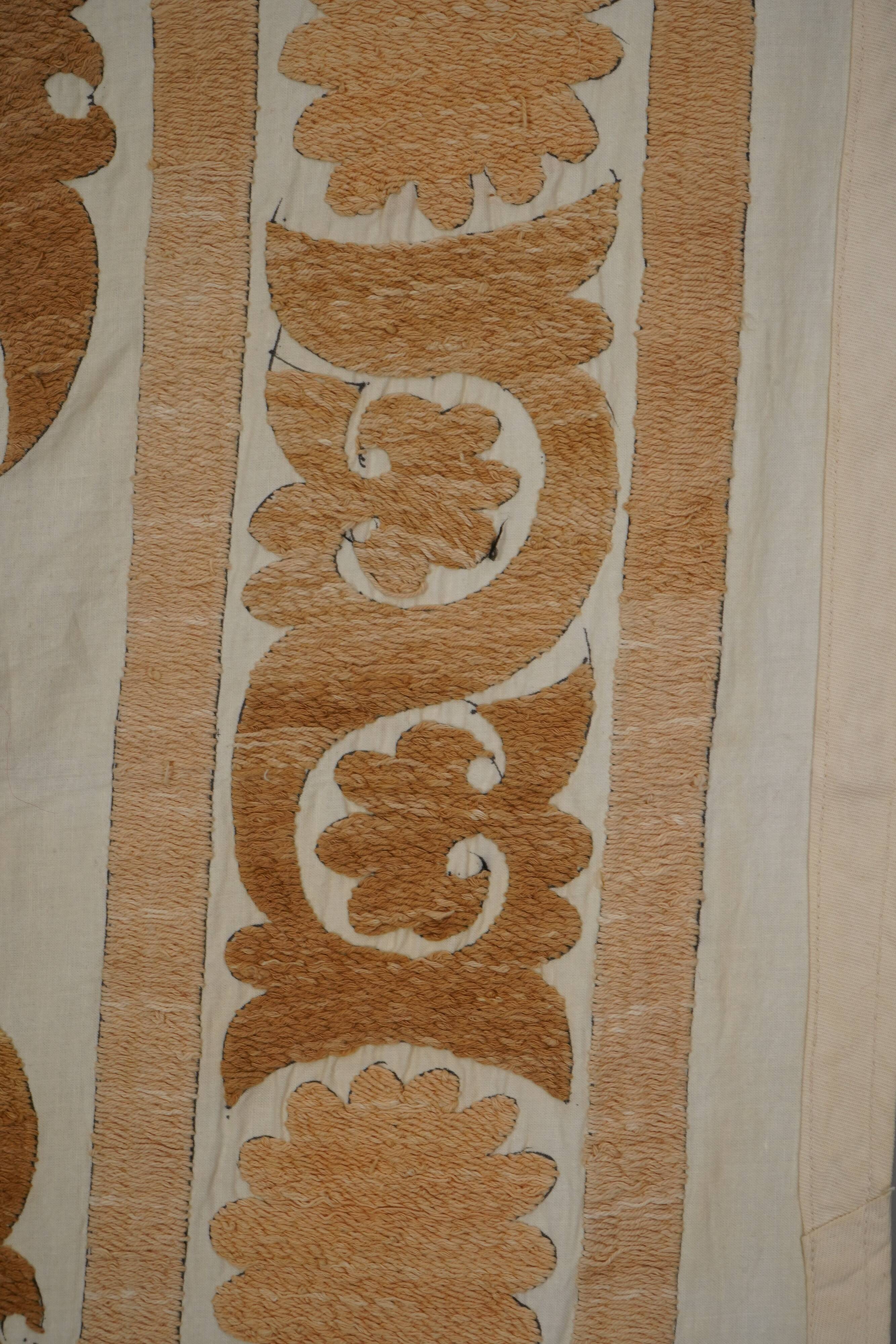 Vintage Turkish hand-knotted rug 132x138 cm