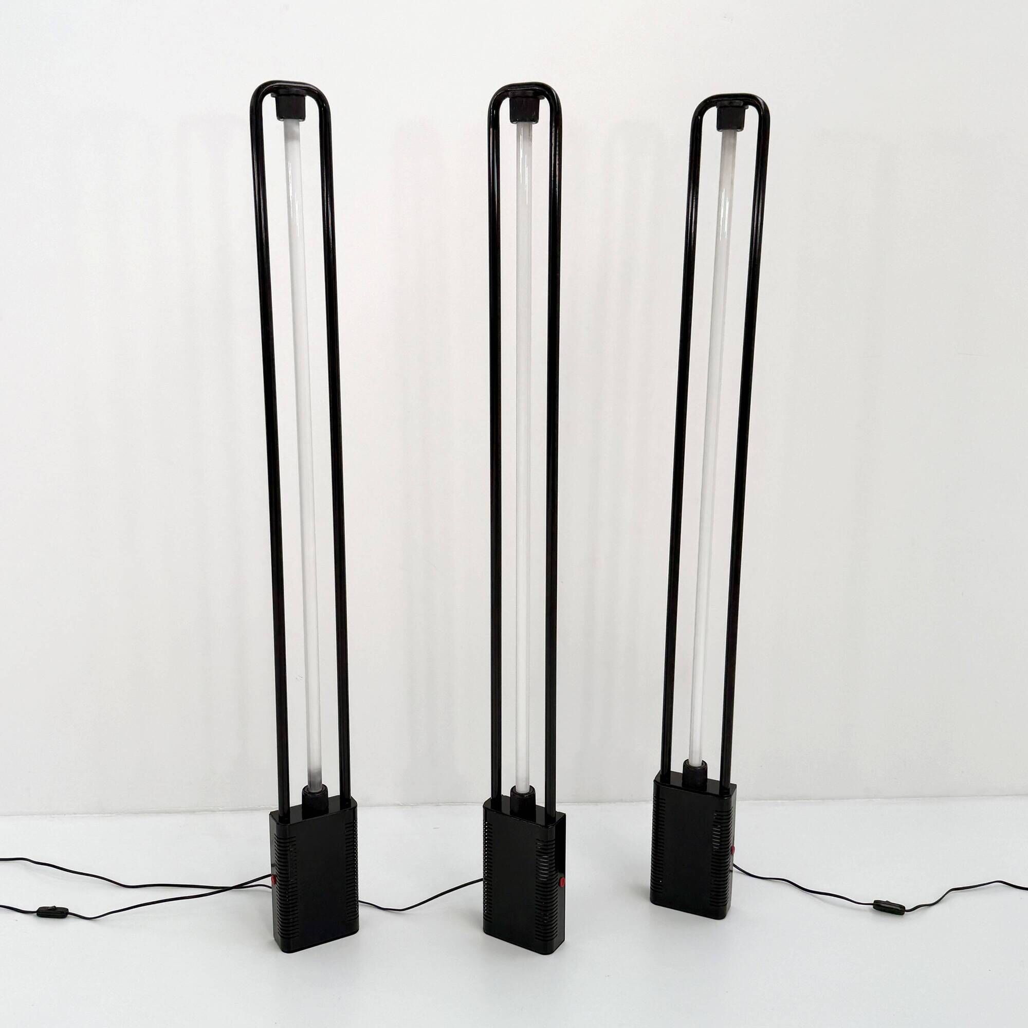Black Uno floor lamp by Gian N. Gigante for Zerbetto, 1980