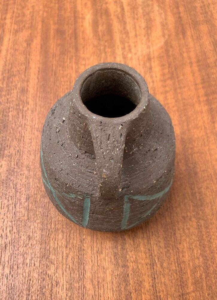 Brutalist German vase carafe from the mid-century by Cläre Zange and Karl Heinz Löffler for Krösselbach Keramik, 1960s.