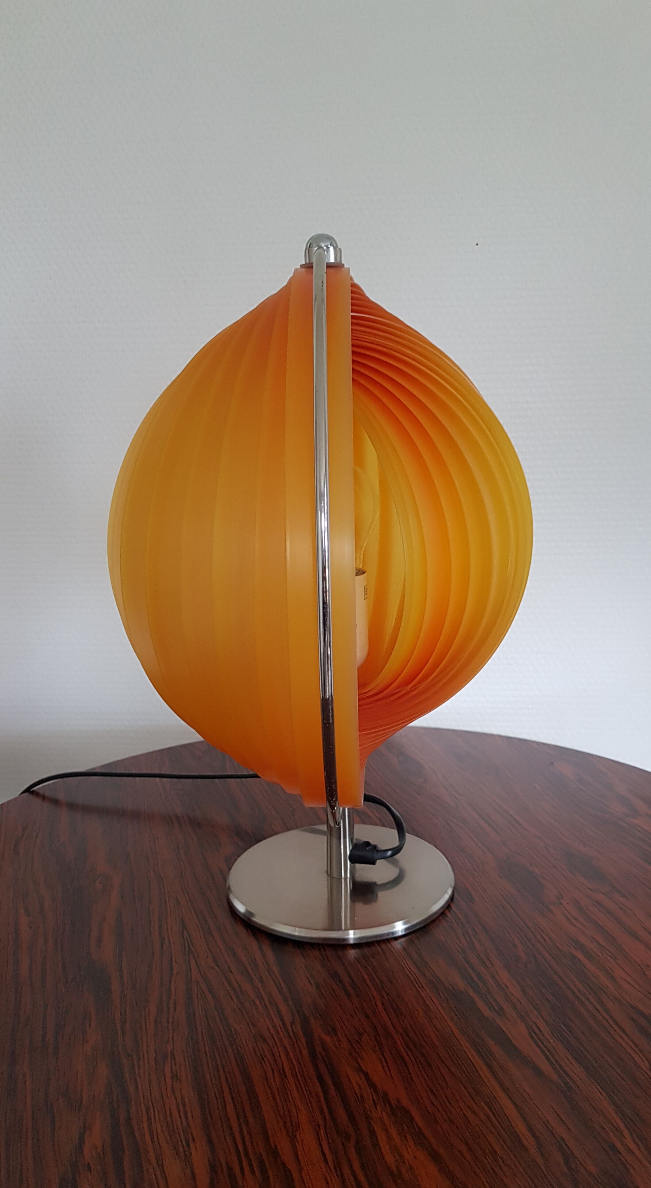Design lamp