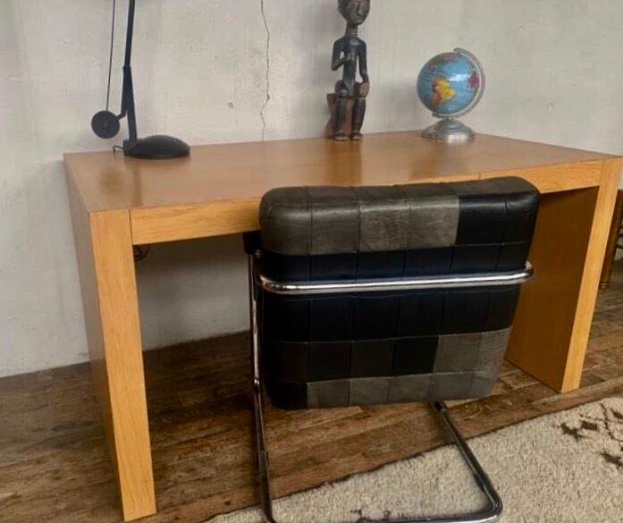Vintage Modernist design desk with 3 drawers in Light Oak
