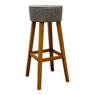 Tabouret en bois de hêtre avec assise rembourrée, années 1960