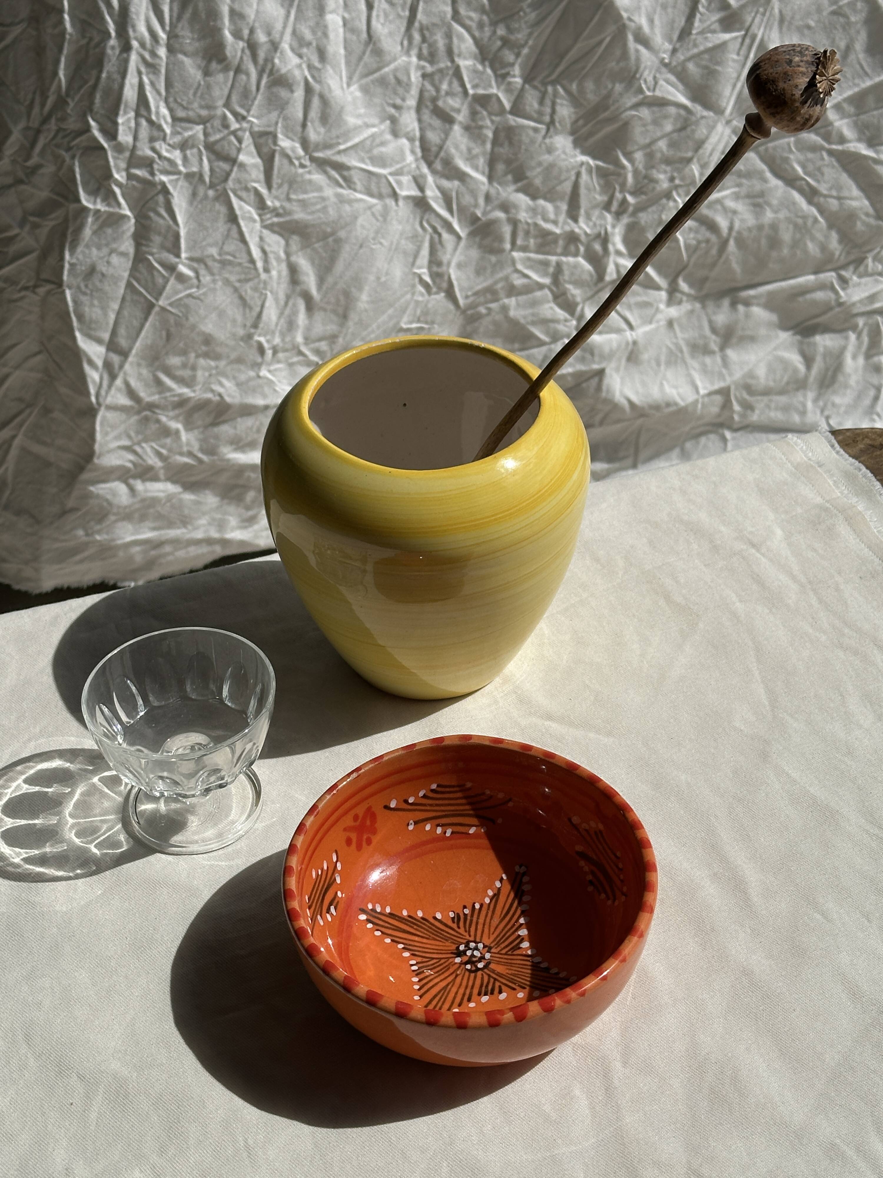 11 France Arcoroc footed bowls