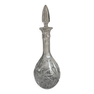 Curved glass carafe