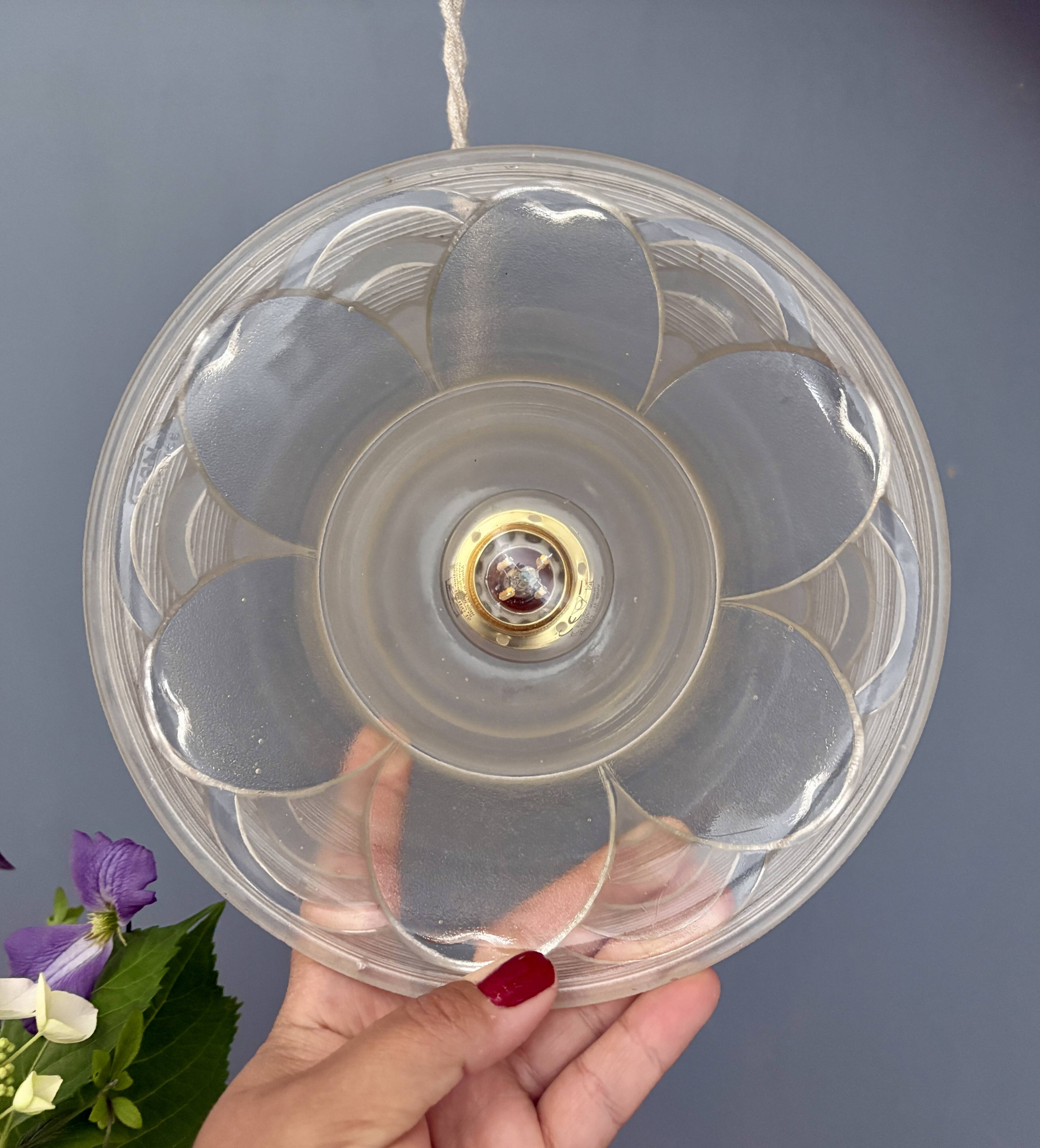 Vintage glass flower pattern lampshade pendant light