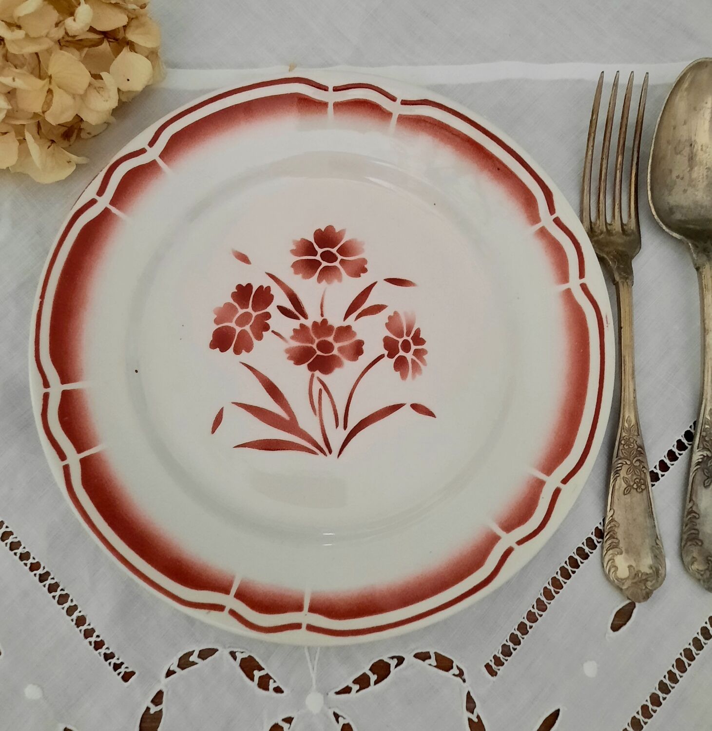 6 old flat plates mismatched in earthenware