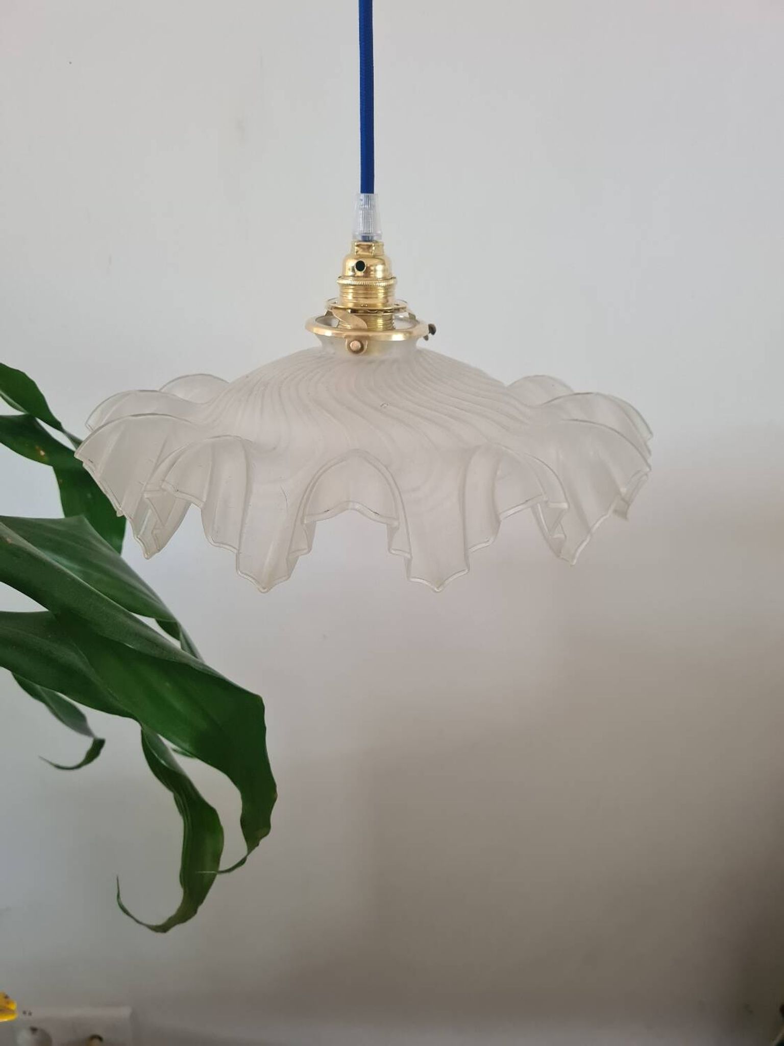 Suspension abat-jour vintage en verre dépoli