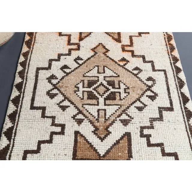 Vintage Turkish Oushak handmade wool cotton white runner rug  91x340