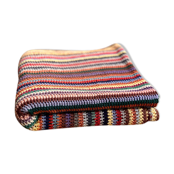 Hand crocheted wool blanket plaid
