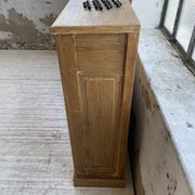 Large row of solid oak loom sliding doors