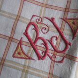 Old monogrammed checkered tablecloth: 165x165cm