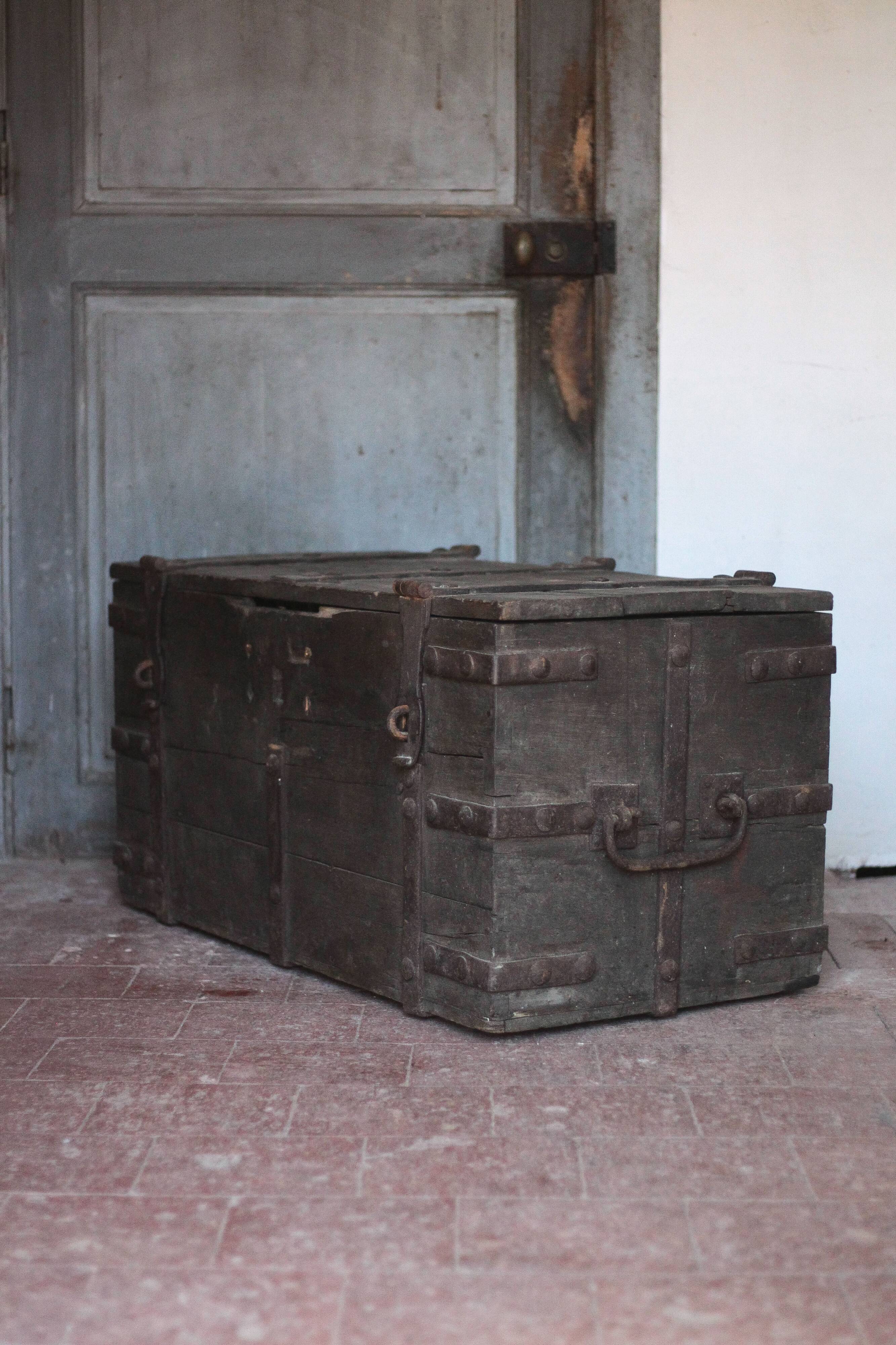Old wooden chest with fittings, corsair chest, storage chest