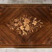 Middle table in rosewood veneer, Napoléon III period – 2nd half of the 19th century.