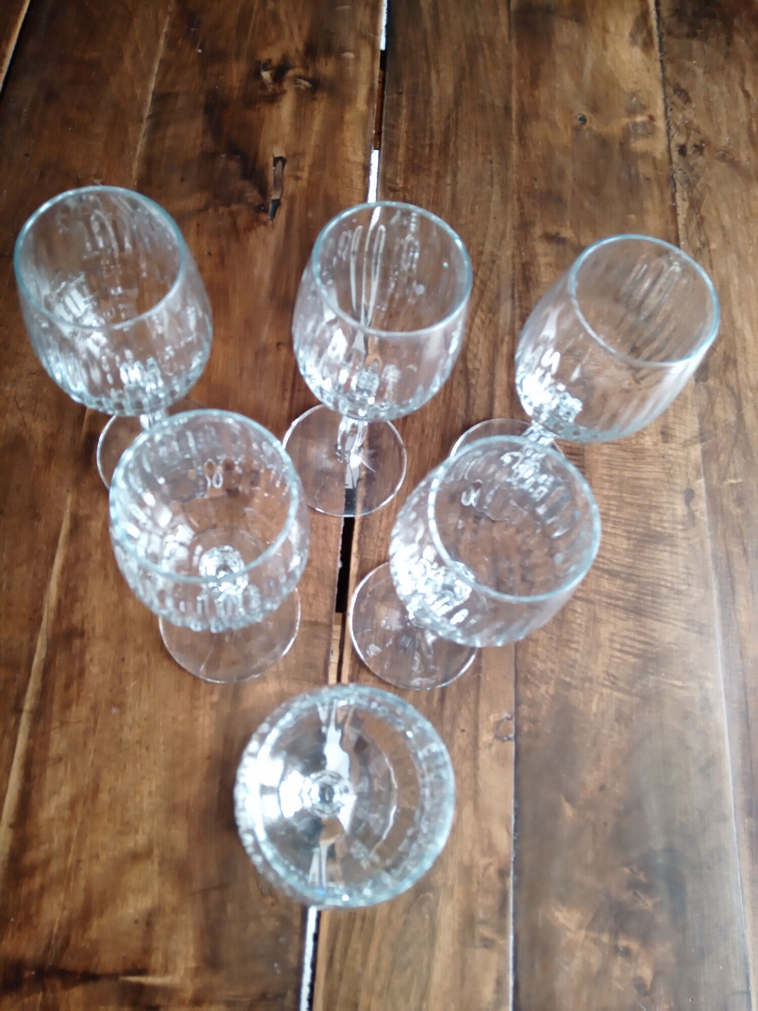 Lot de 6 verres à vin en verre strié