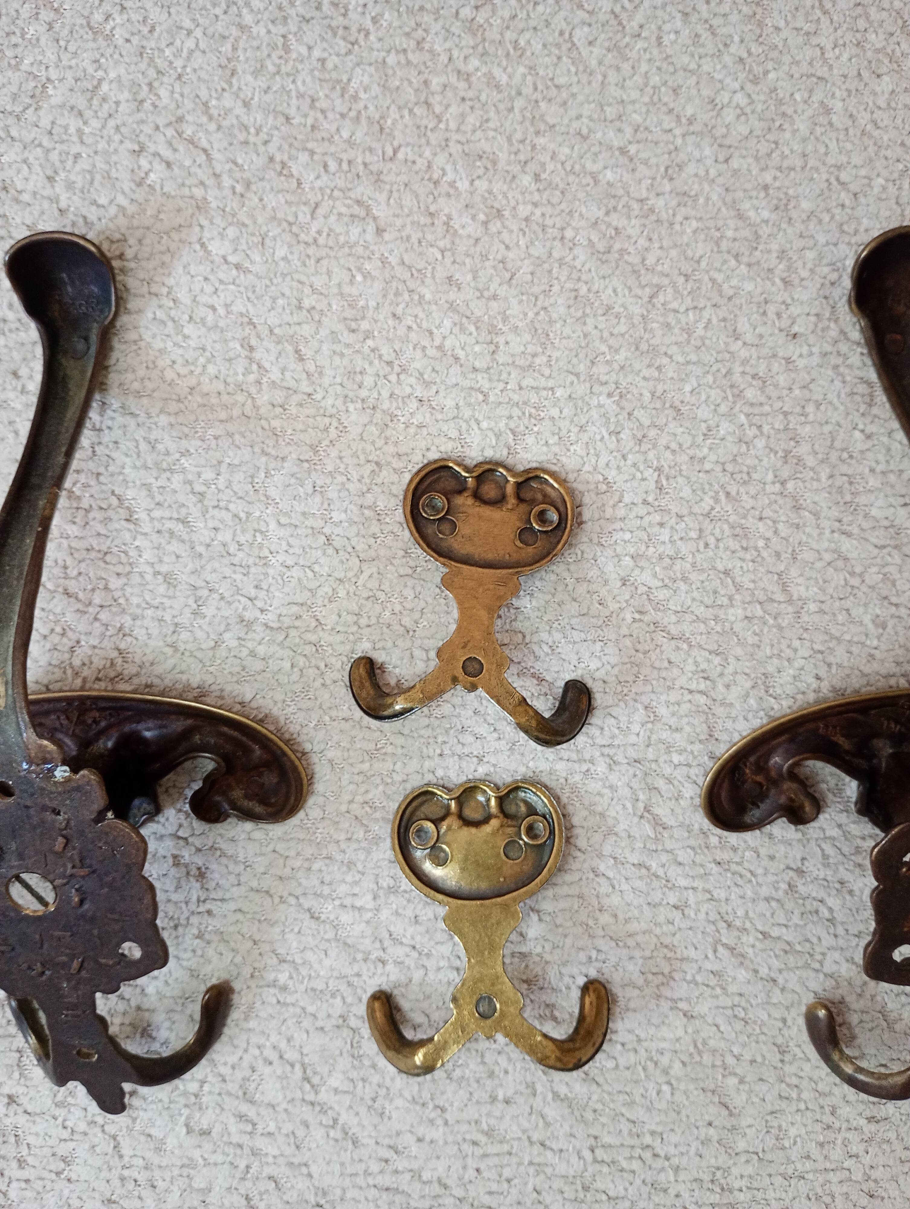 4 antique patented bronze coat hooks – Napoleon III rococo style