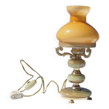 Lampe en onyx, laiton et abat jour en opaline orangée